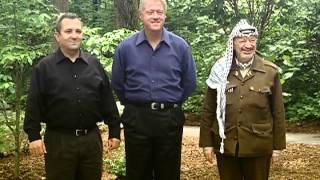 PhotoOp of President Clinton with Prime Minister Barak and Chairman Arafat at Camp David [upl. by Valentijn808]