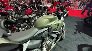 Ducati Streetfighter V2 2024 [upl. by Dallis]