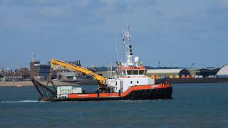 SHOALBUSTER BARNEY PLOUGH DREDGING ON THE RIVER ORWELL SD 480p [upl. by Bronny]