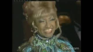 Sopita en botella  Celia Cruz con Johnny Pacheco orquesta en vivo Mexico 2001 [upl. by Anenahs]