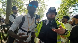 Heated debate with Islamist Thug after he destroyed Israeli flag at Speakers Corner [upl. by Htezzil]