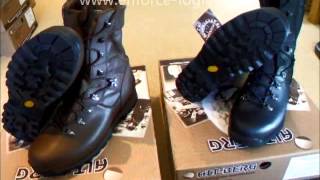 AltBerg AltBerg Sneeker MkII Military Boot for Tabbing [upl. by Arelus]