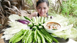 Fermented Fish Pasted With Pork And Mixed Coconut Milk  Prahok Ktis  Monireak [upl. by Garibold]