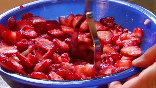 Pomonas Pectin quotHow to Make LowSugar Strawberry Jamquot [upl. by Sedecrem]