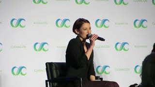 Chyler Sang to Us  ClexaCon 2018 [upl. by Romeon]