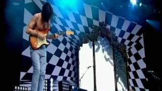 Biffy Clyro  Many Of Horror  Mountains  The Captain Live 2011 [upl. by Nniuq]