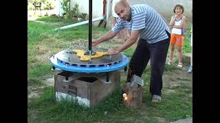 Generator Eoliana cu Ax Vertical  Home made Vertical axis wind turbine  Gheraseni  Romania [upl. by Keifer684]