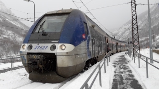 Des trains sur le Transpyrénéen Oriental sous la neige montagnarde [upl. by Ihsakat342]