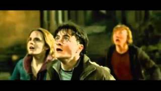 Harry Potter and The Deathly Hallows Part 2  First Look behind the scenes [upl. by Schwinn]