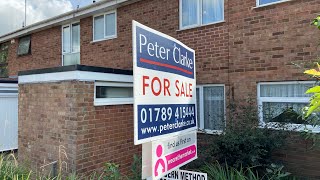 3 bedroom Auction property Hales Close Snitterfield Warwickshire [upl. by Ahsekel]