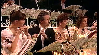 Andre Rieu and the Johann Strauss Orchestra  Veleta 1995 [upl. by Fatsug]