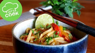 Gebratene Udon Nudeln Rezept  Japanisches Essen  Lets Cook [upl. by Aihtela]