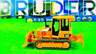 BRUDER Set unboxing Traktor Kinder Mähdrescher Bagger amp Lastwagen TOYSCo Spielzeug für Kinder [upl. by Ramedlav]