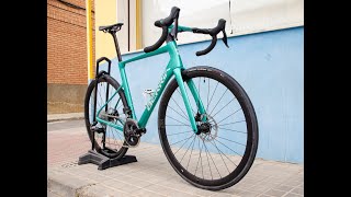 Bicicleta de Carretera Berria Bikes Belador 8 [upl. by Naahsar11]