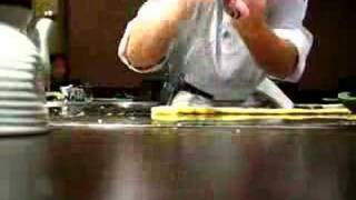 teppanyaki chef  super flying knife chop [upl. by Ateikan]