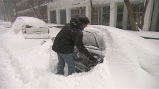 Storm causes record snowfall in Montreal [upl. by Sheryle]