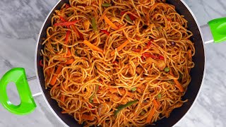 The EASIESTTASTIEST Jollof Spaghetti Recipe  READY IN 20 MINUTES  ZEELICIOUS FOODS [upl. by Oballa]