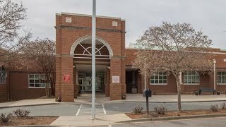 Students shuttled from Mecklenburg County school after reported bomb threat [upl. by Yahsed]