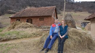 Razgovori pokraj puta Rade i Zorica Petrovic  Obicaji Radjevine  Dobrivoje i Dobrila Pantelic [upl. by Gilles]