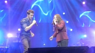 Dónde está el amor  Pablo Alborán y Jesse amp Joy en Movistar Arena [upl. by Hameean852]