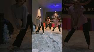 Latka Song Dance Video Zaara Yesmin Siddharth Nigam  Amit Mishra  Shilpa Surroch newhindisong [upl. by Rives308]