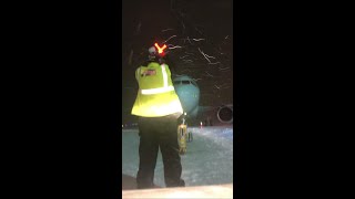 HEAVY Snow Nighttime ops Marshaling Frontier Airlines Airbus A320Neo Aircraft Marshaling [upl. by Vary499]