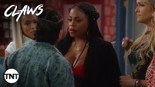 Claws Desna and Quiet Ann square off in Claws season 4 premiere  Season 4 Episode 1 CLIP  TNT [upl. by Notnilc]