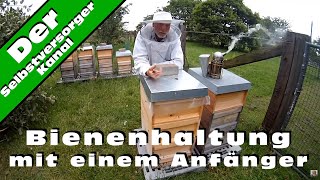 Bienenhaltung mit einem Anfänger [upl. by Aseram914]