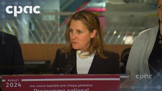 La vicePM Chrystia Freeland discute du Programme national d’alimentation scolaire — 17 mai 2024 [upl. by Aneerol]