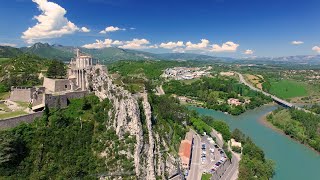 Sisteron entre histoire et avenir [upl. by Fiorenza]