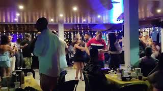 Lunes de las Brisas 🕺💃bailadores cali salsa colombia [upl. by Eelirol155]