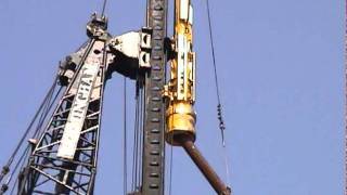 Loading and Driving a 30 metre long Pile at the Hamilton Marine Discovery Centre [upl. by Dreddy491]