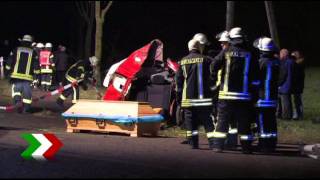 Drei junge Menschen sterben bei Unfall in Coesfeld [upl. by Assirok]