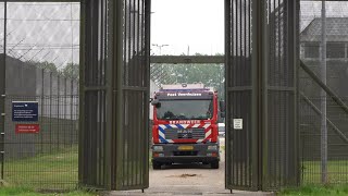 Uitruk brandweer Veenhuizen en Haulerwijk naar brandalarm PI Norgerhaven [upl. by Arondell]