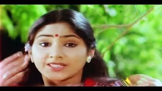 Kiliye Kiliye Malayalam Hit song Full HD [upl. by Erdnassak562]