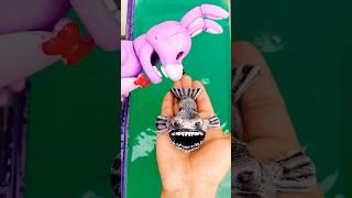 BONNIE FIGURA ENCUENTRA SU GUITARRA EN EL AGUA Shorts fnaf bonnie [upl. by Amalle869]