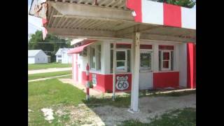 Dawg Diner in Dwight Illinois Route 66 [upl. by Yrrak369]