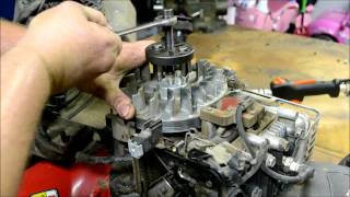 BRIGGS AND STRATTON LAWN MOWER ENGINE REPAIR  HOW TO DIAGNOSE AND REPAIR A BROKEN FLYWHEEL KEY [upl. by Percival516]