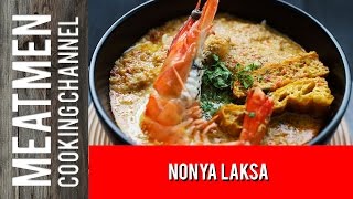 Peranakan Food Singapore Nonya Laksa Recipe  娘惹叻沙 [upl. by Aiden]