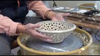 190 TrimmingMaking a Fruit BowlColander with HsinChuen Lin 林新春 水果盆製作示範 [upl. by Rigdon]