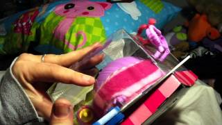 Lalaloopsy Unboxing Blanket Featherbed [upl. by Auop]