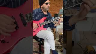 Sept14 EVERYBODY CAN play THIS so get started kids guitarriff guitarlicks riffoftheday [upl. by Wandis]