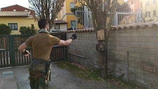 BASIC KNIFE THROWING  LANCIO DEI COLTELLI BASE [upl. by Jehias883]