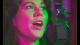 The Breeders  When I Was A Painter  Iris Snub TV February 1990 [upl. by Fortunato]