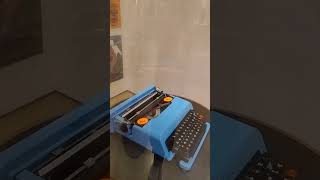 Olivetti typewriter display [upl. by Leinadnhoj]