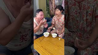 媳妇包的饺子是真好吃，就是太烫嘴了 funny 喜剧 搞笑 comedyfims comedy [upl. by Tiff297]