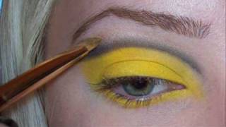 Yellow amp Black Eyes Tutorial [upl. by Aja]