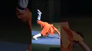 Show der originalen Shaolin Mönche in China [upl. by Yeltsew271]