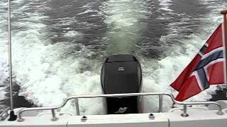 Askeladden 585 freestyle 135 hp mercury optimax 43 knotsvideo båten sepember 06avi [upl. by Akehsat237]