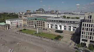 Webcam in Berlin  Brandenburger Tor [upl. by Akinajnat]